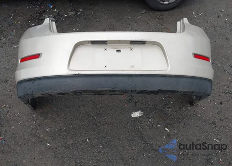 2013 Chevrolet Malibu 1Ls z USA, uszkodzony, nr VIN 1G11B5SAXDF158021